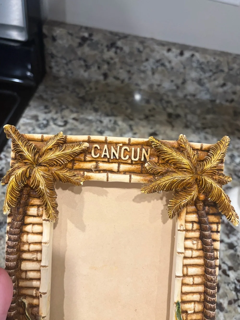 Vintage 3D Cancun, Mexico tropical vacation souvenir picture frame